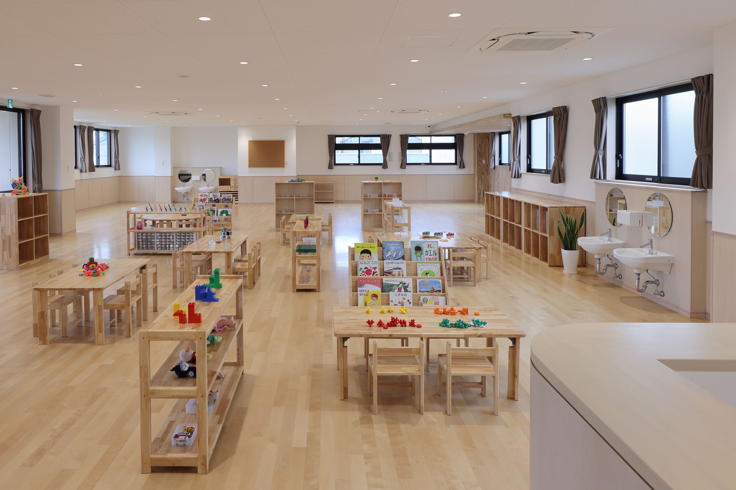 ゆかいな森保育園